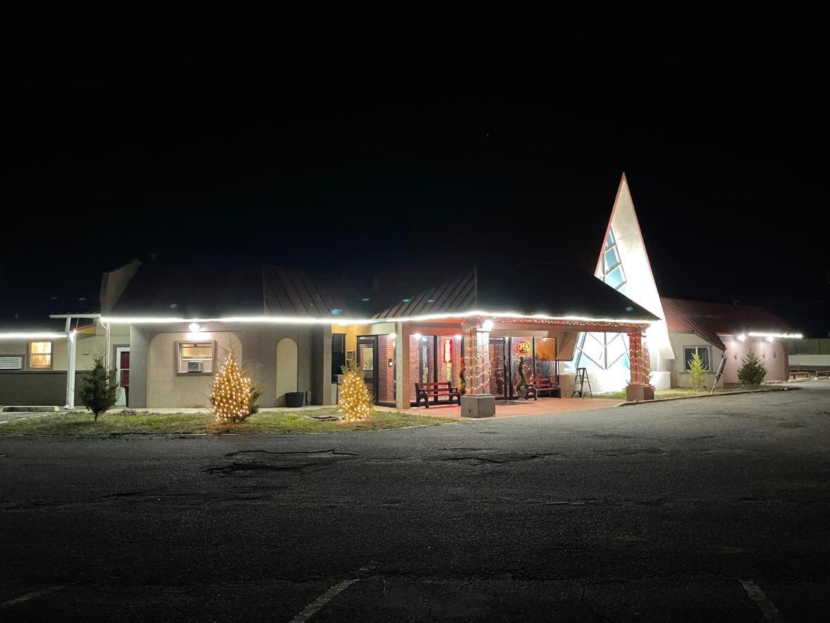 American Best Inn By Oyo I-35 Perry Near Lake Mcmurtry Exterior foto